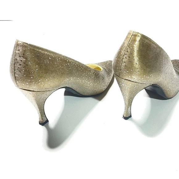 STUART WEITZMAN GOLD & SILVER HEELS - Picture 3 of 15
